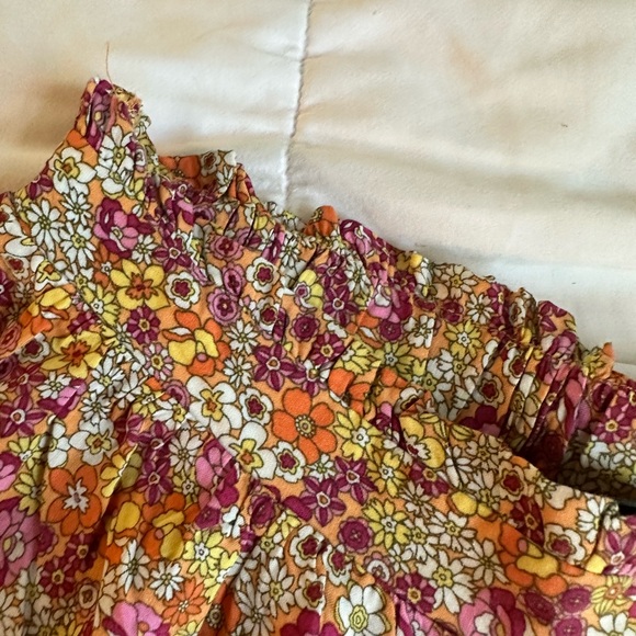 wild fable high-waisted pink and orange floral flutter shorts - Picture 4 of 7